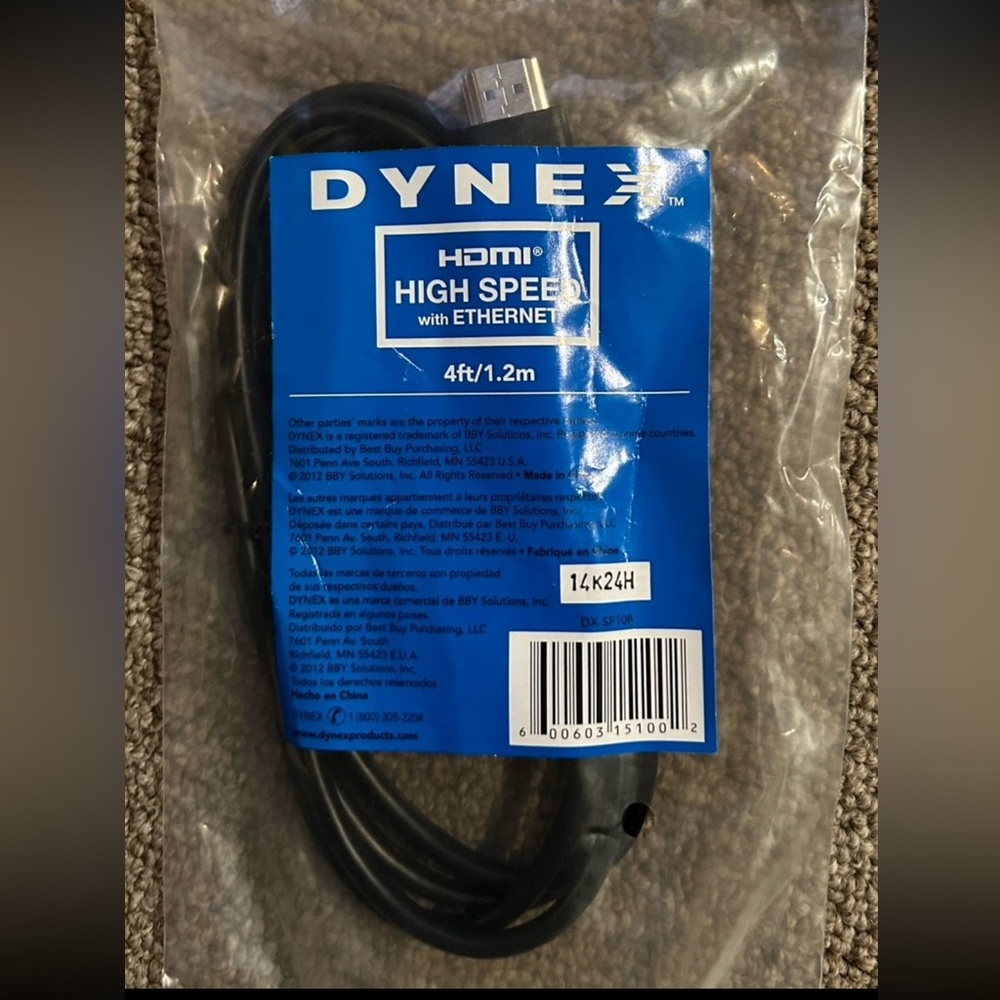 NEW! Dynex HDMI high speed 4ft cable with ethernet